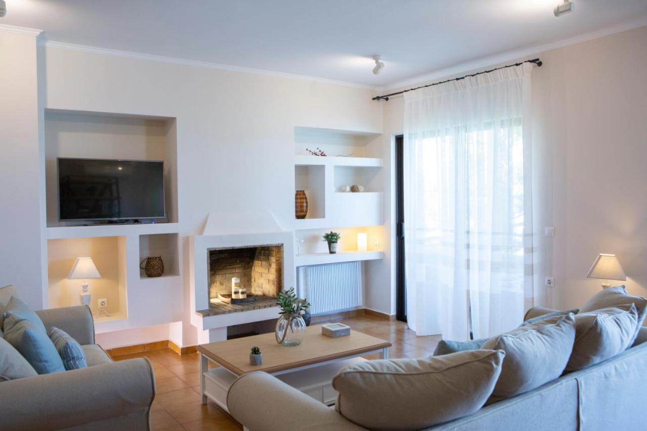Arokaria Beach House Nikiana Extérieur photo