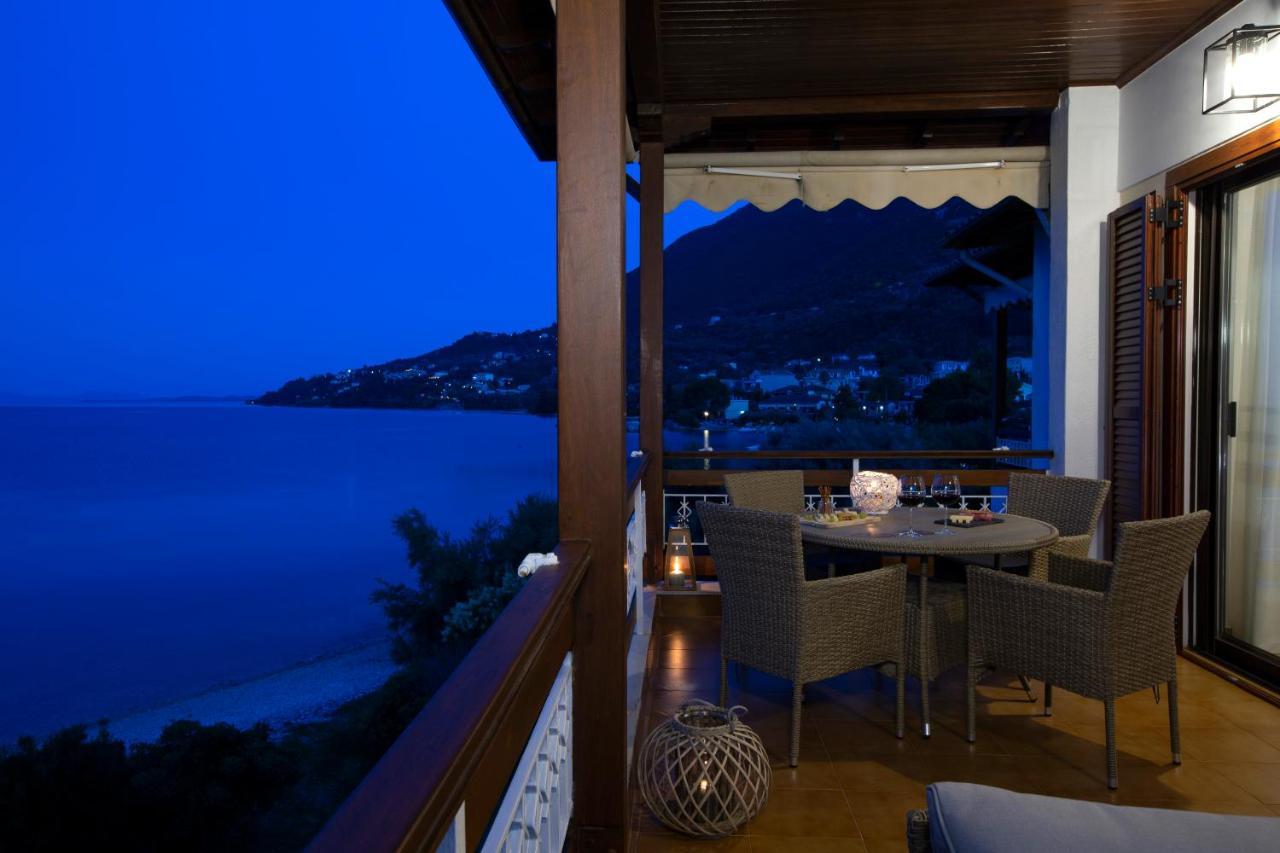Arokaria Beach House Nikiana Extérieur photo